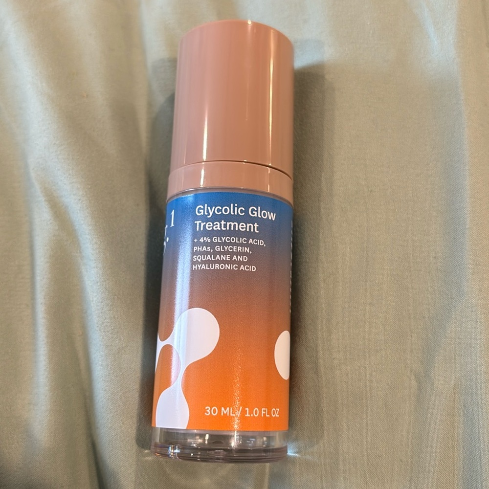 fig 1 Glycolic Glow Treatment
